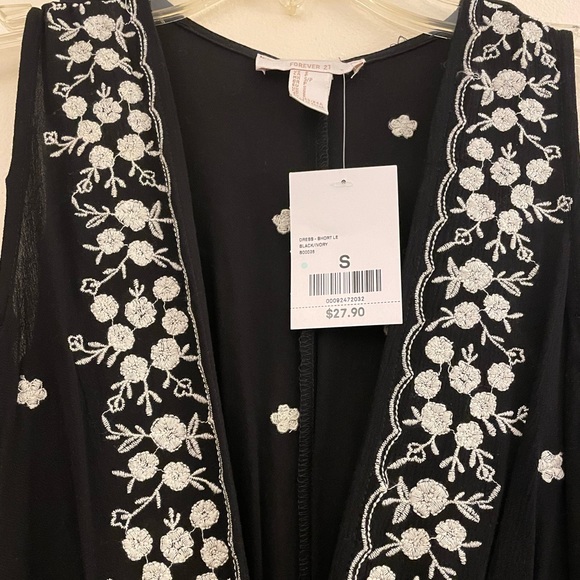 Forever 21 dress - Picture 3 of 3